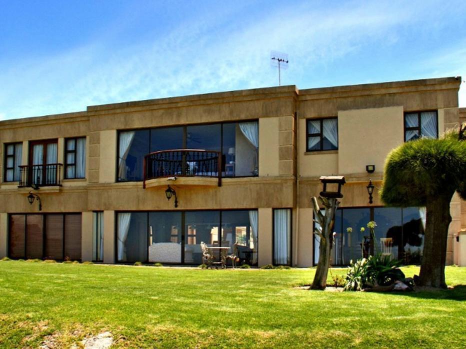 Casa Mia Guesthouse Тейбъл Вю Екстериор снимка
