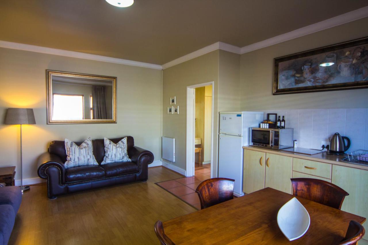 Casa Mia Guesthouse Тейбъл Вю Екстериор снимка